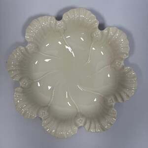 Lenox USA Sculpted Ivory Color Glazed Cabbage Leaf Round Bowl Dish 9.5”